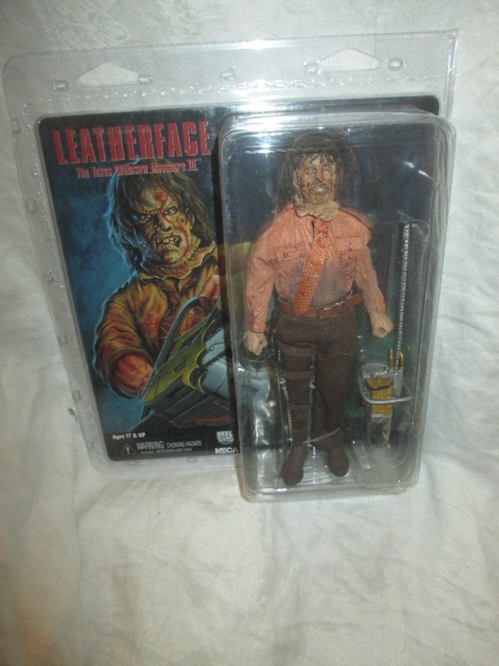 New NECA Retro Cloth The Texas Chainsaw Massacre 3 Leatherface Action Figure